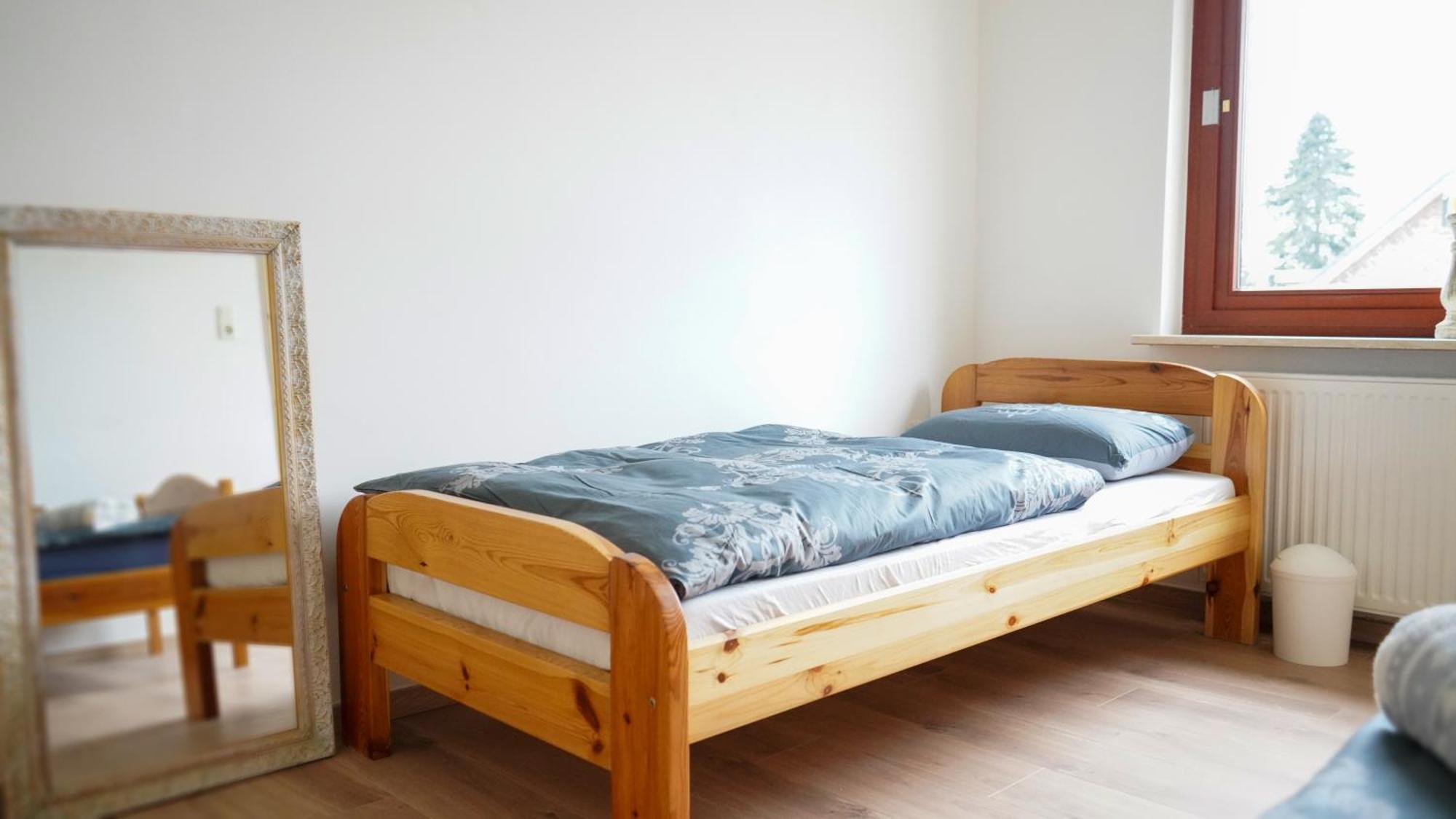 Ruhige Lage, Nah Am Klinikum & Einkaufsmoeglichkeiten Oldenburg Esterno foto