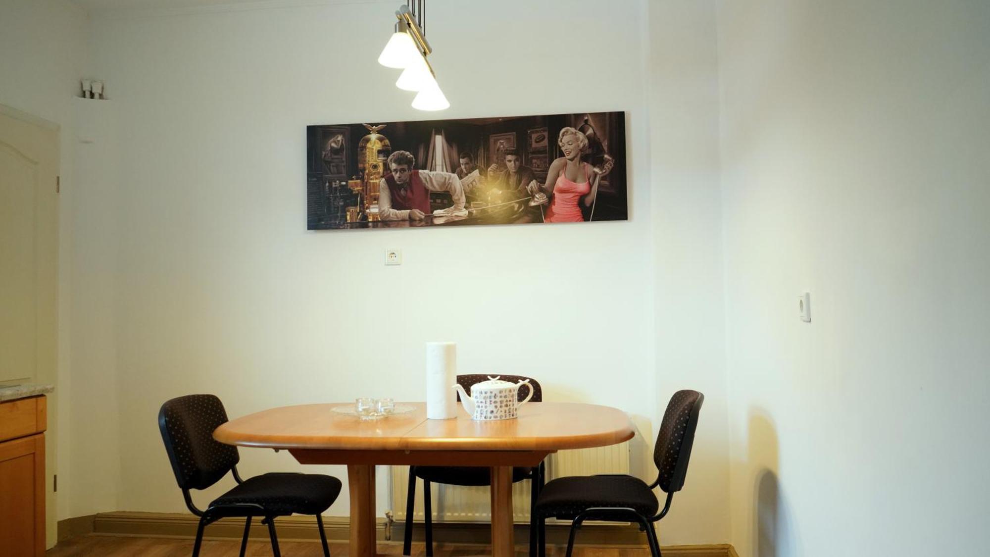 Ruhige Lage, Nah Am Klinikum & Einkaufsmoeglichkeiten Oldenburg Esterno foto
